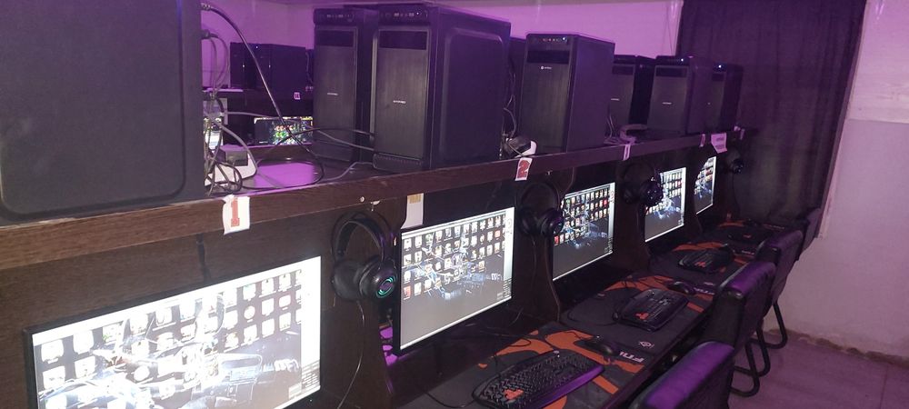 Готовы кейс с играми 10 шт