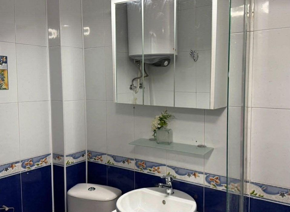 Тристаен апартамент, под наем, Окръжна болница