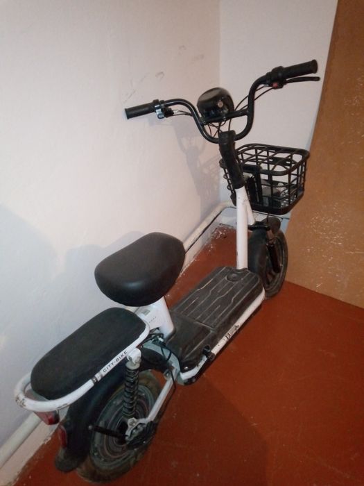 Электроскутер 65000