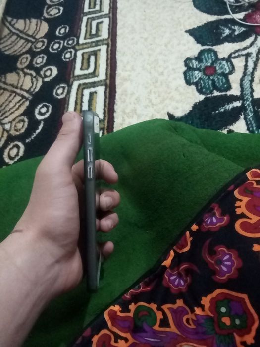 iPhone 8+ idial narxi 1.4 bolishi