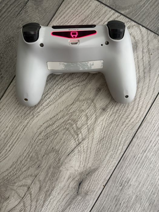Ps4 Pro Alb, 2 manete