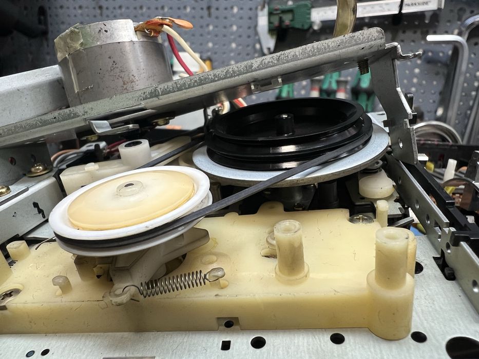 Hitachi TRK-3D9MKIIE радио касетофон