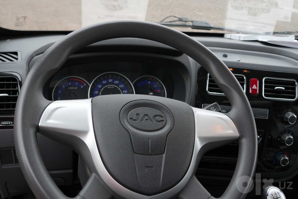 Bolib tolashga foizsiz JAC X200