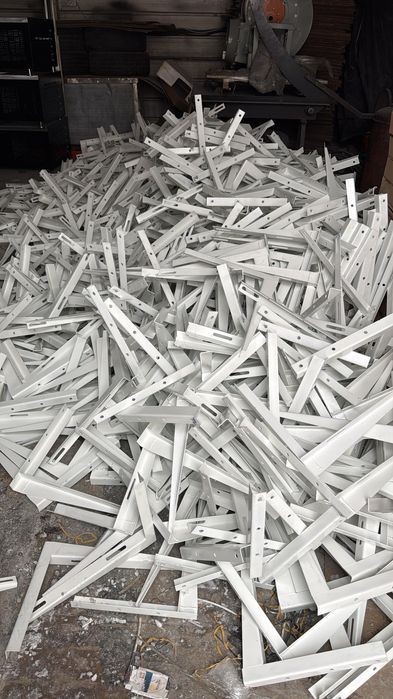 Кранштейн и Корзина для кондиционера