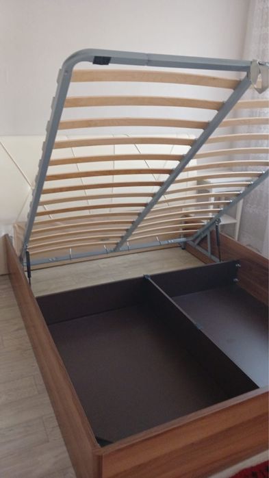 Продам кровать «Шатура»