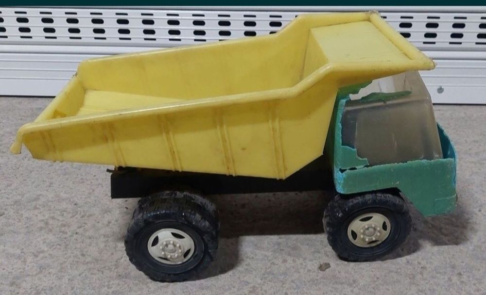 Камион-самосвал от Соца 3 бр