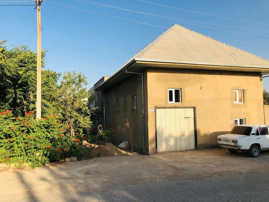 Uy sotiladi markazda