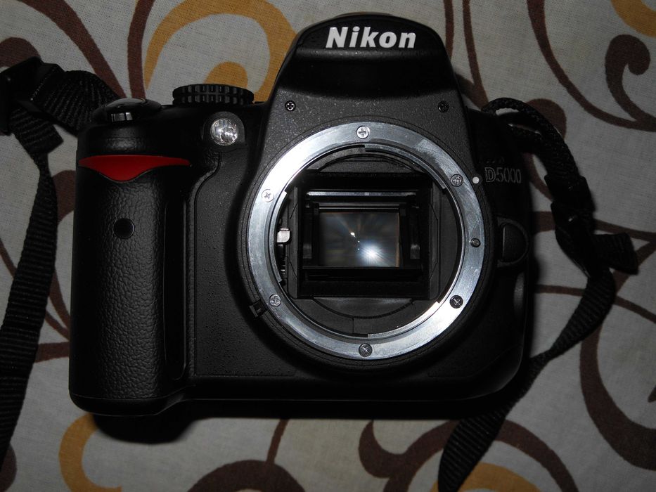 Фотоапарат NIKON 5000