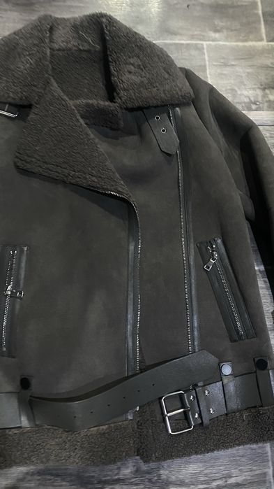 Продам женскую дубленку