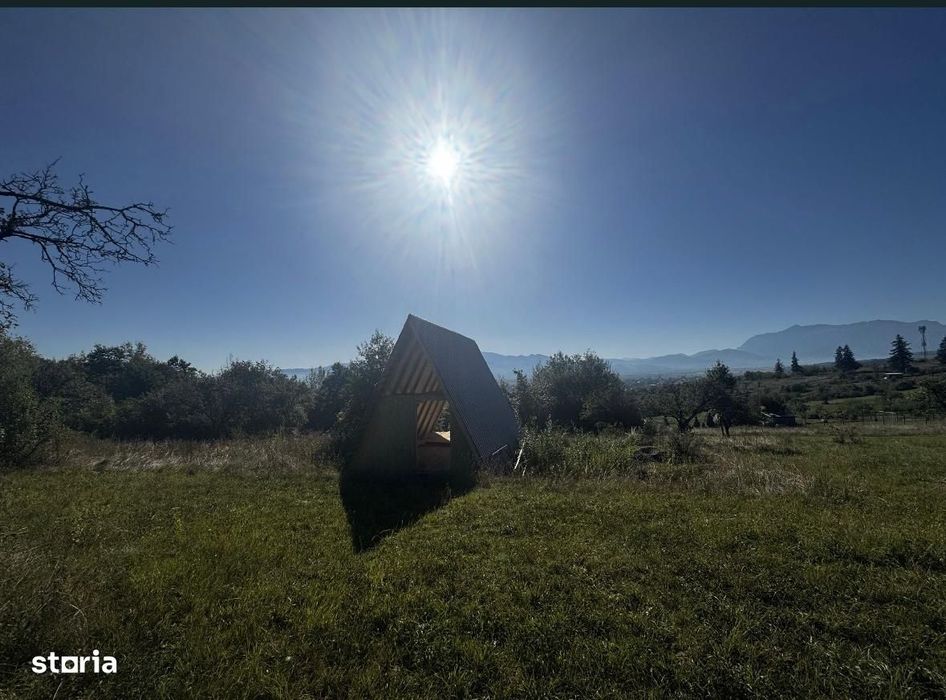 Teren cu cabana tip A frame in Vulcan Brasov