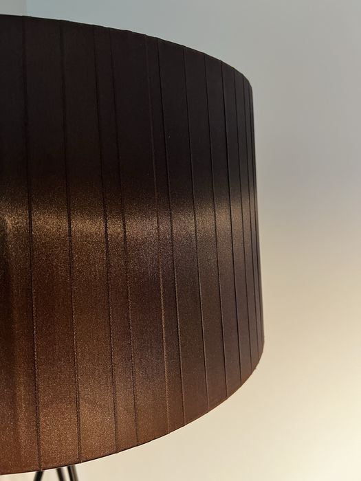 Дизайнерска стояща лампа Wolfram