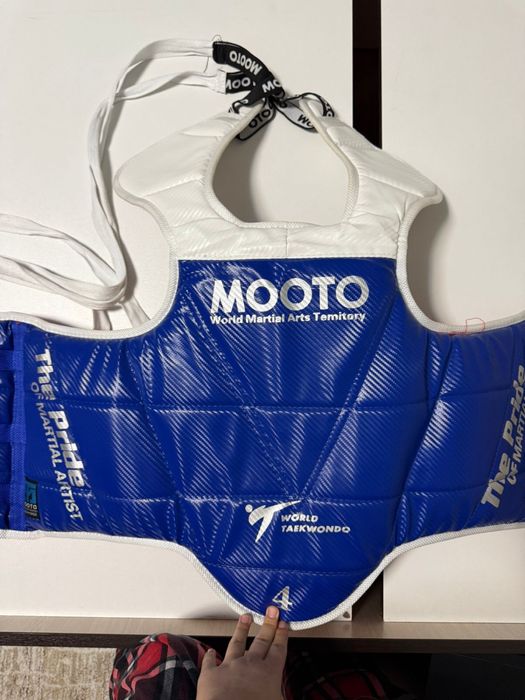 Продам жилеты для тхэквондо