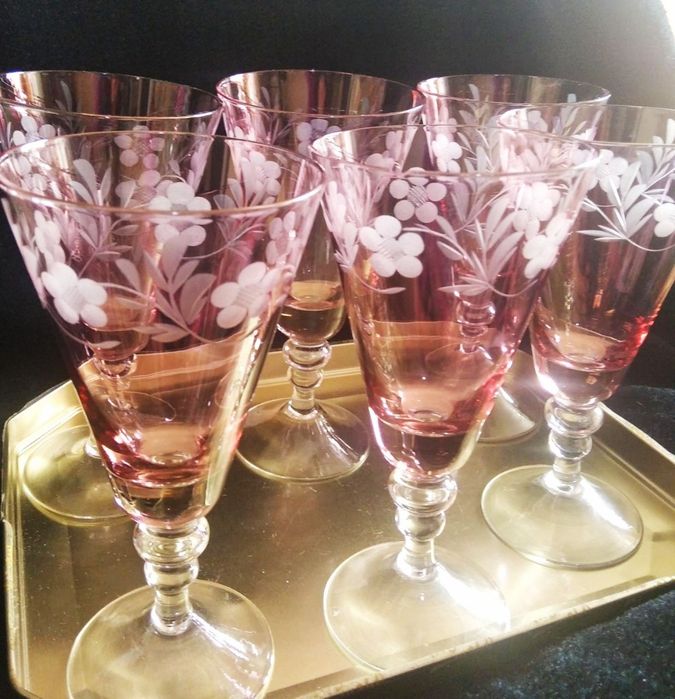 Хрустальные фужеры и рюмки