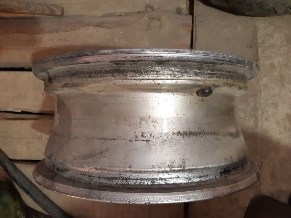 Продам  оригинальные диски от Тойоты.