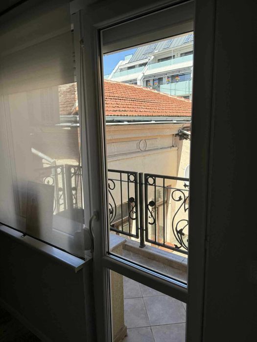 Дава се под наем Офис в Русе, Център - 10 кв.м за 153 € - Снимка #3