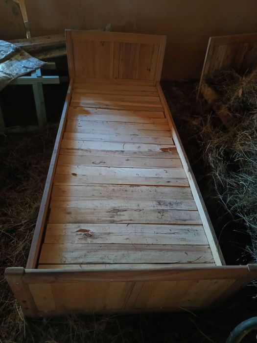 Дървено легло 200 см х 85 см