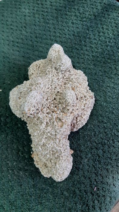 Фульгурит (песок после удара молнии)