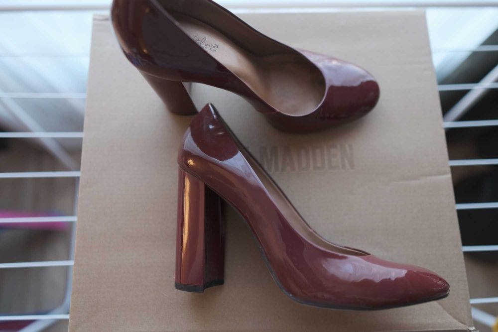 Елегантни обувки на ток - Donna Italiana