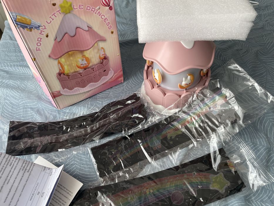 Lampa de noapte Starlight cu sunete