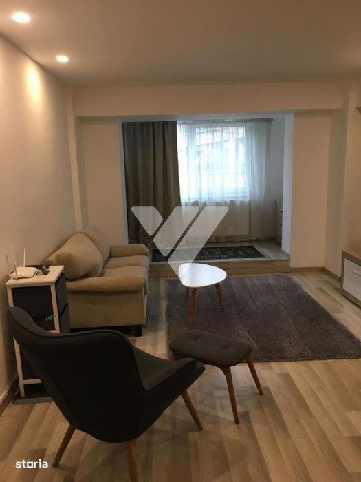 Apartament 3 camere decomandat 80 mp  Etaj 1  zona centrala Sibiu