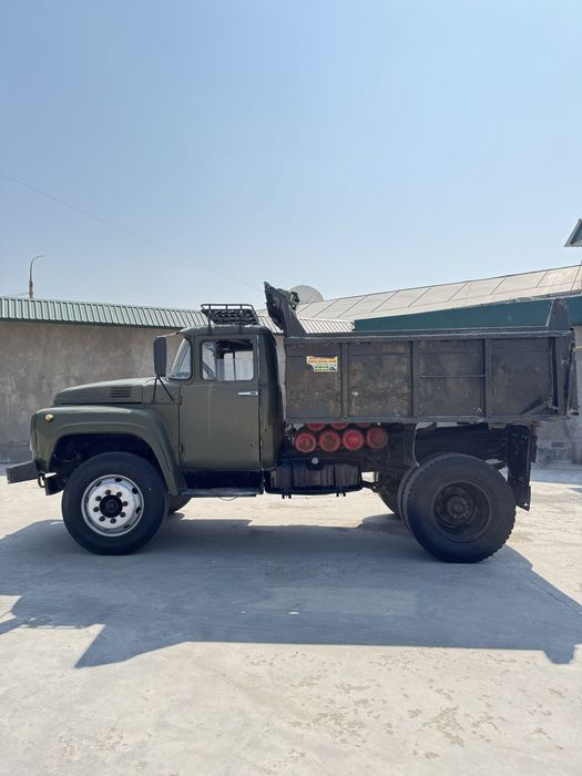 Zil sotiladi 1990 yil
