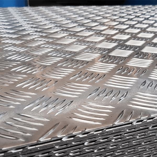 Tabla striata de aluminiu