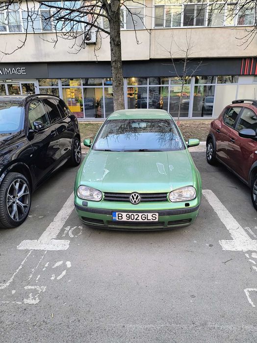 Auto VW Golf 1.9 TDI 2000