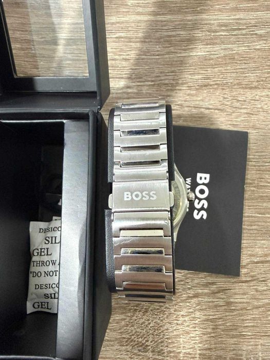 часовник - BOSS CANDOR