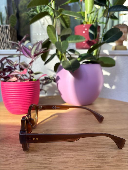 Стилни и модерни слънчеви очила унисекс