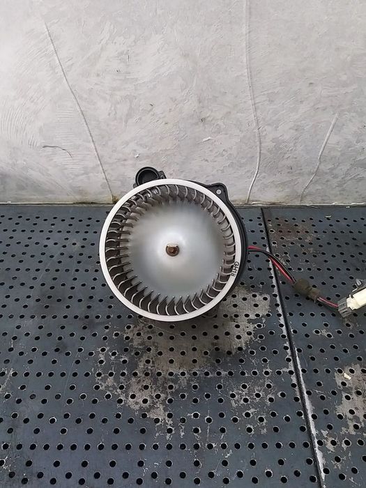 Aeroterma ventilator habitaclu 1.6 crdi kia ceed 1 f00s33f023