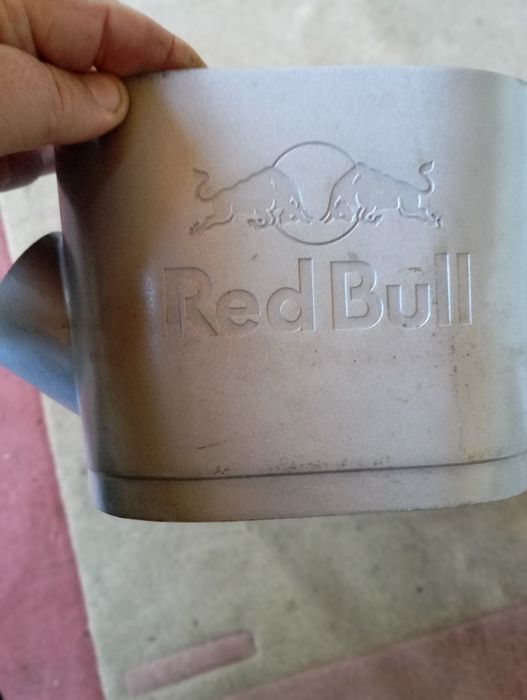 Red bull рекламен охладител