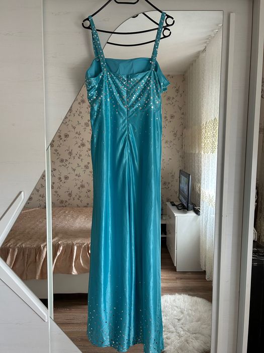 Vând rochie de seară