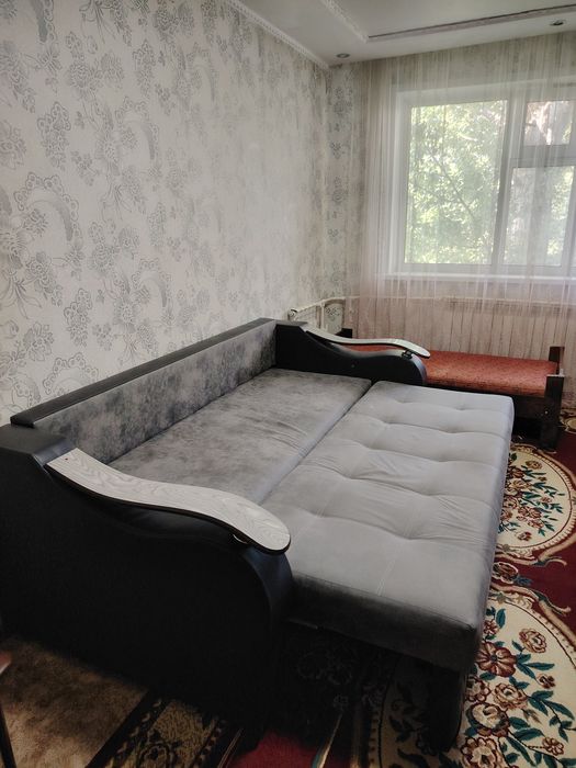 Тақта диван сатамын