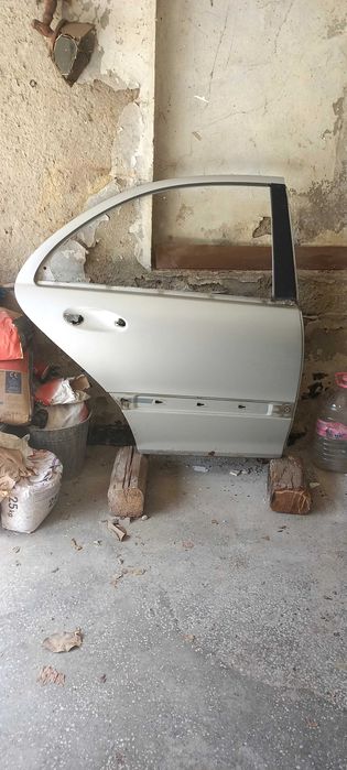 Врати за Mercedes W 203