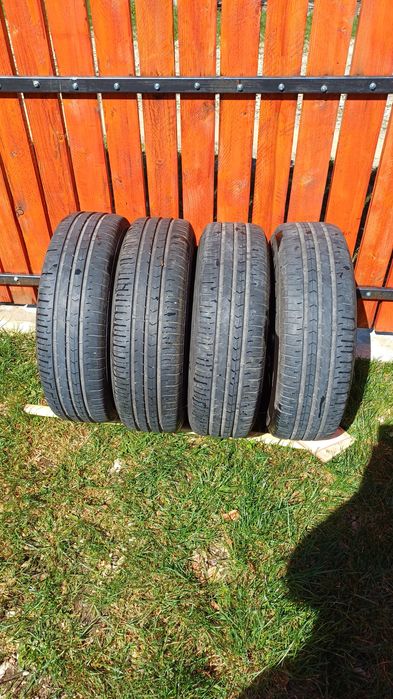 Anvelope vara continental 185 70 14 H  cu jante si capace vw polo,sko