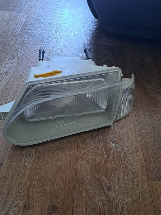 Фара левая ваз 2115