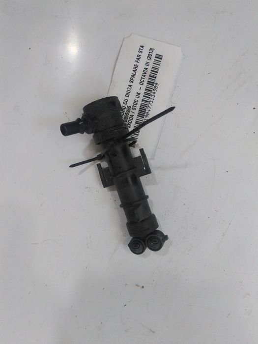 Cilindru cu diuza spalare far stanga Skoda Octavia 3 2013 5E0955965