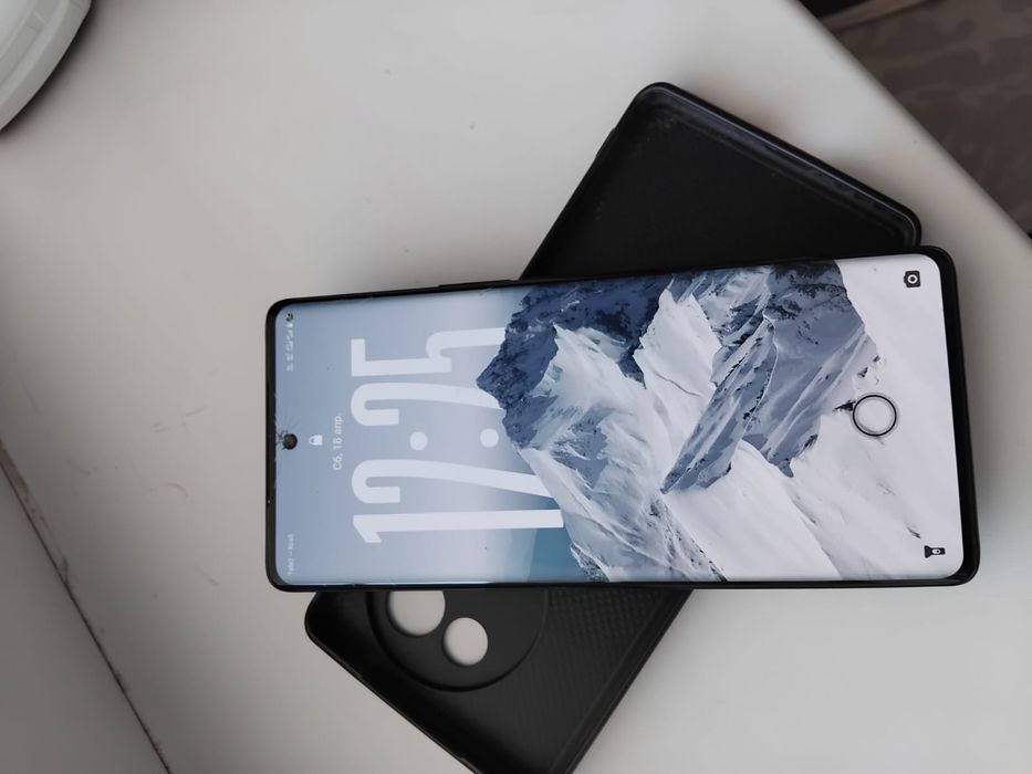 Телефон сатылады