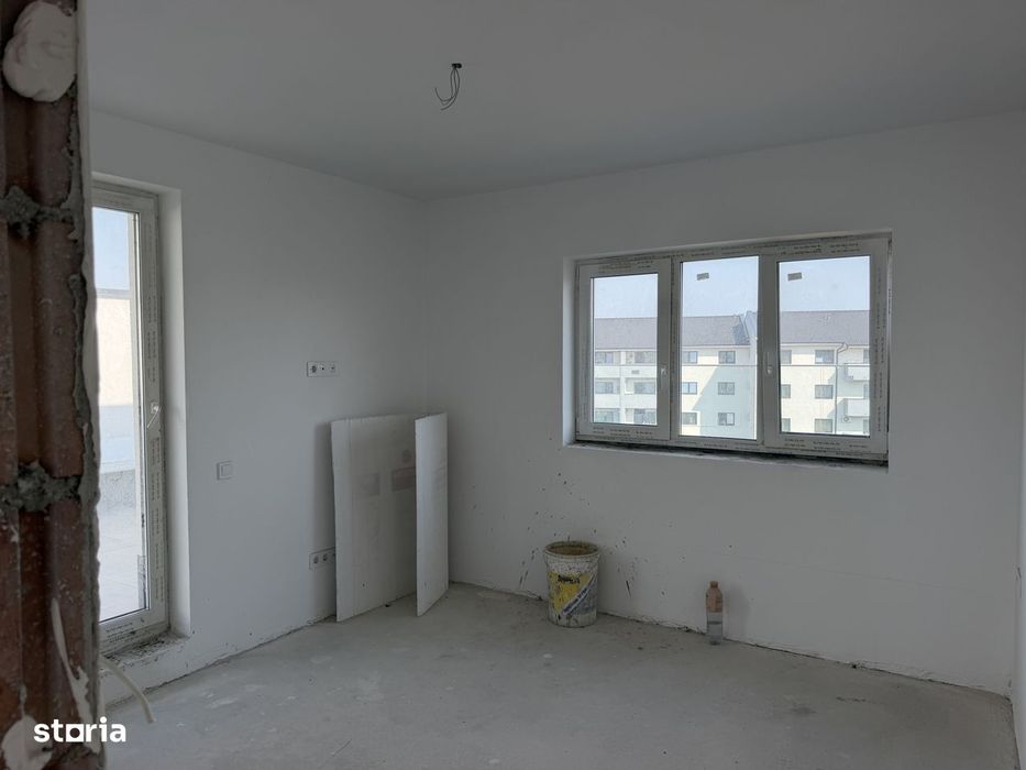 penthouse 4 camere 115 mp + terase 80 mp Ratiu Selimbar