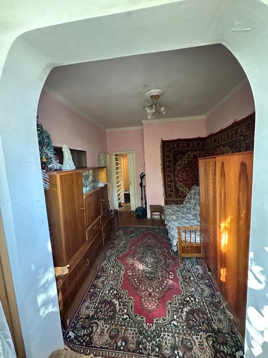 Продаю 2 комнатную квартиру