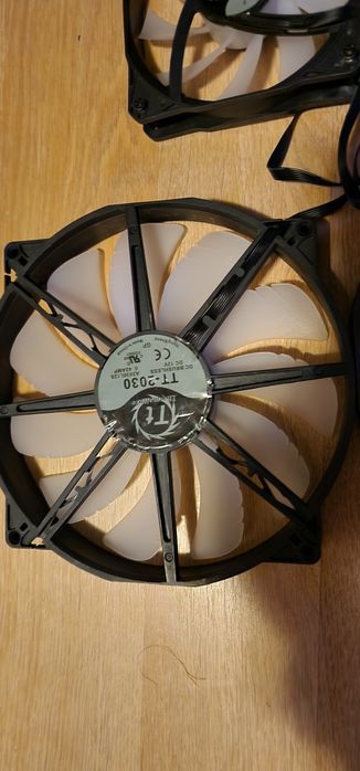 Kit coolerere RGB Thermaltake  2x TT-2030 + controller TT