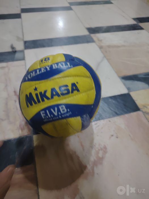 Продаю волейбольный мяч Mikasa