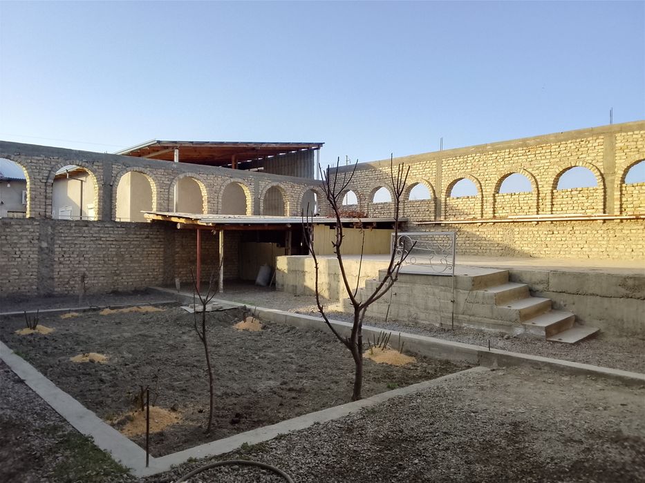 6 сотихли коттедж сотилади