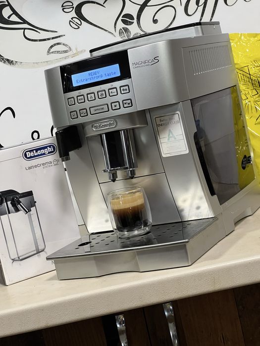 Кафемашина кафе автомат delonghı magnifica S cappuccino с гаранция
