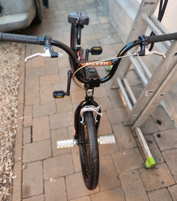Vand bicicleta bmx