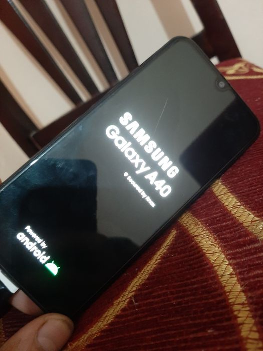 Телефон А40 срочна