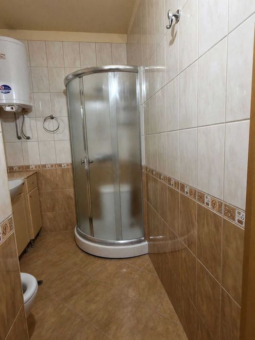 Тристаен апартамент под наем!