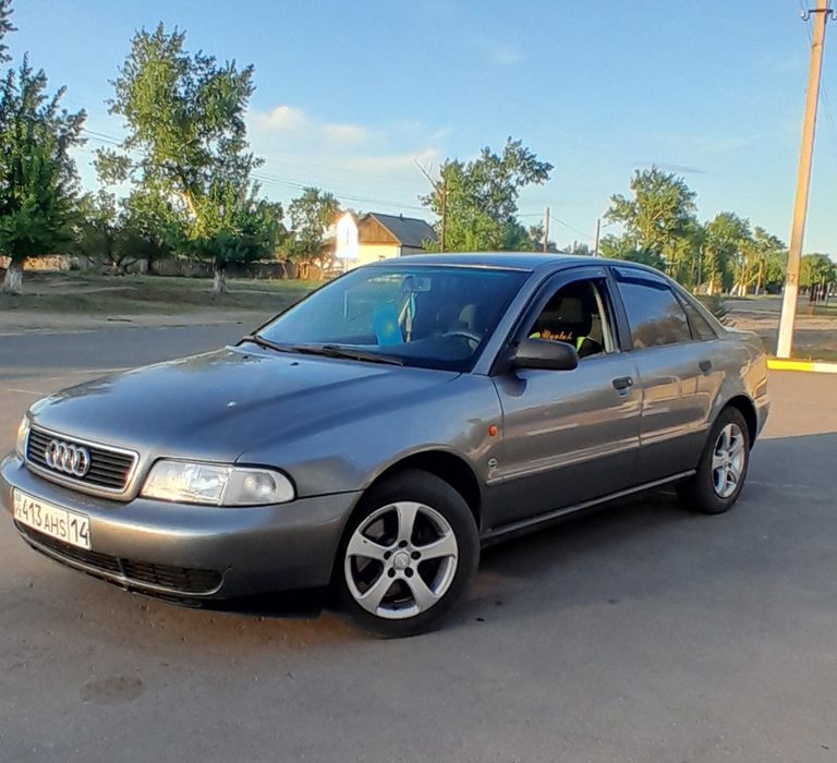 Продам Audi A4 B5 1.8