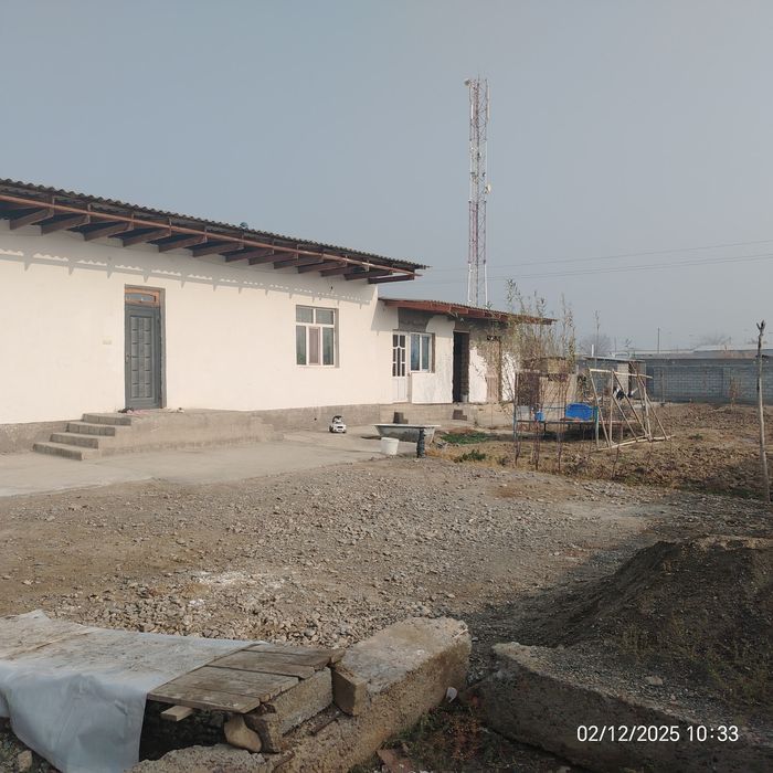 Chuqursoyda uy sotiladi