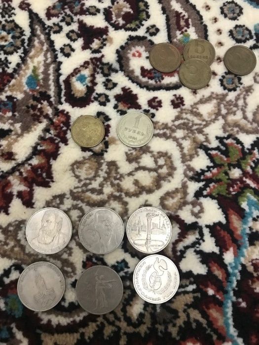 Продам монеты рубли купоны